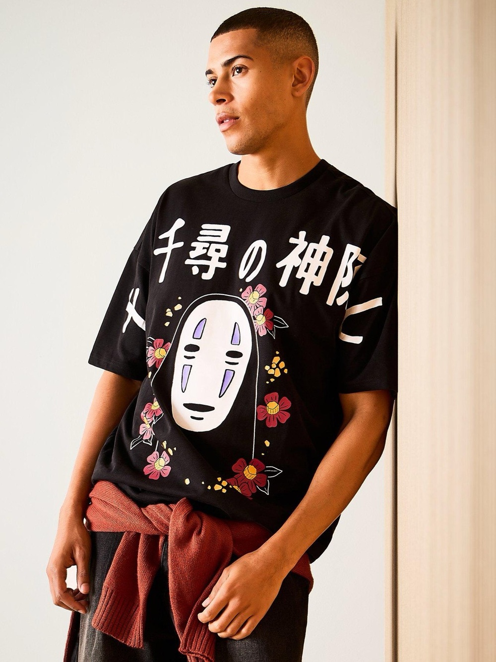 Studio Ghibli Spirited Away No-Face Floral T-Shirt BoxLunch Size Large
